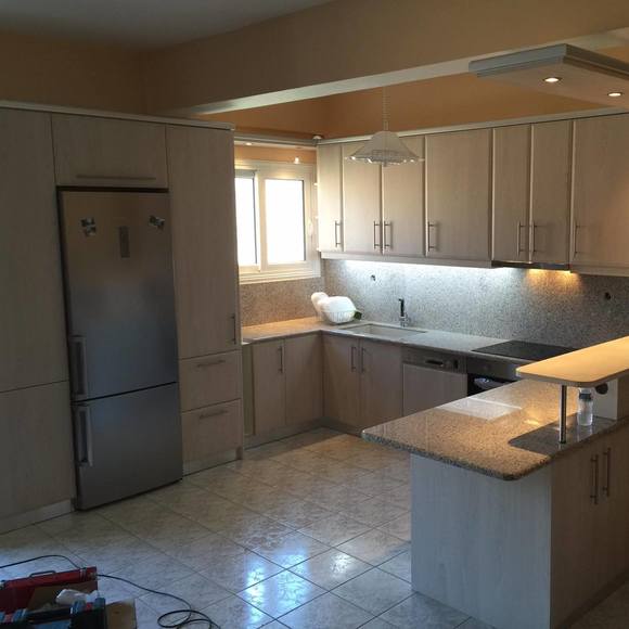 Meet your Posher, Maria - Picture 1 of 4